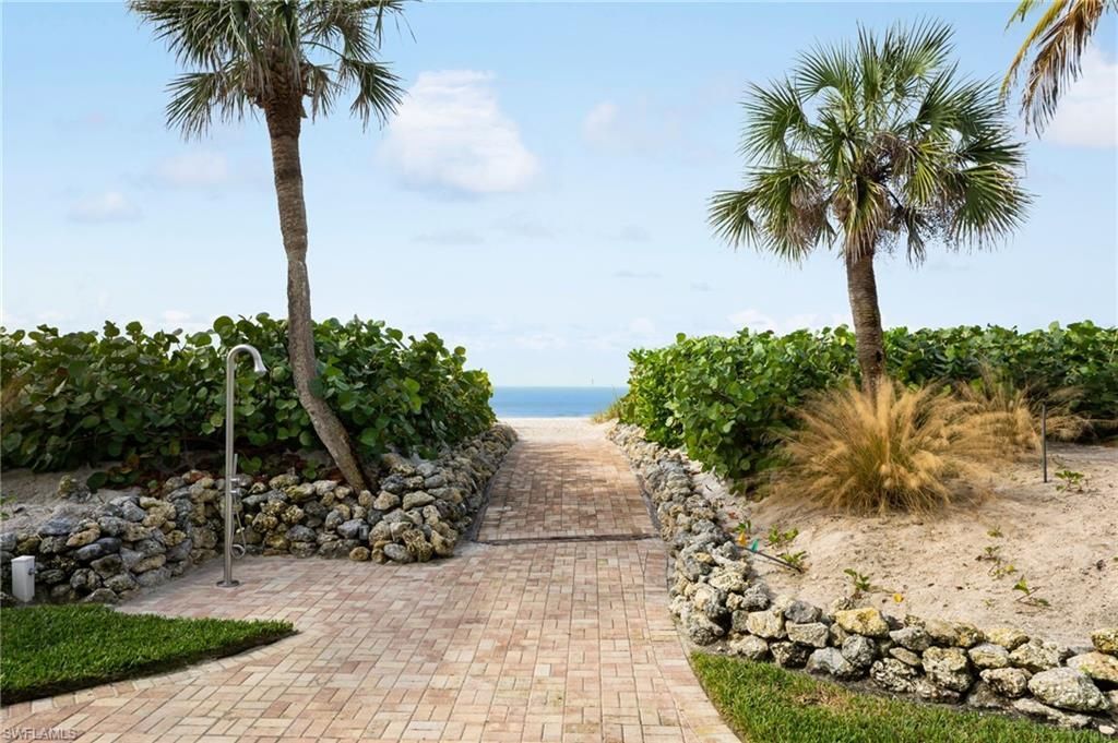 10475 Gulf Shore Dr , Unit 115, Naples, FL 34108 Photo