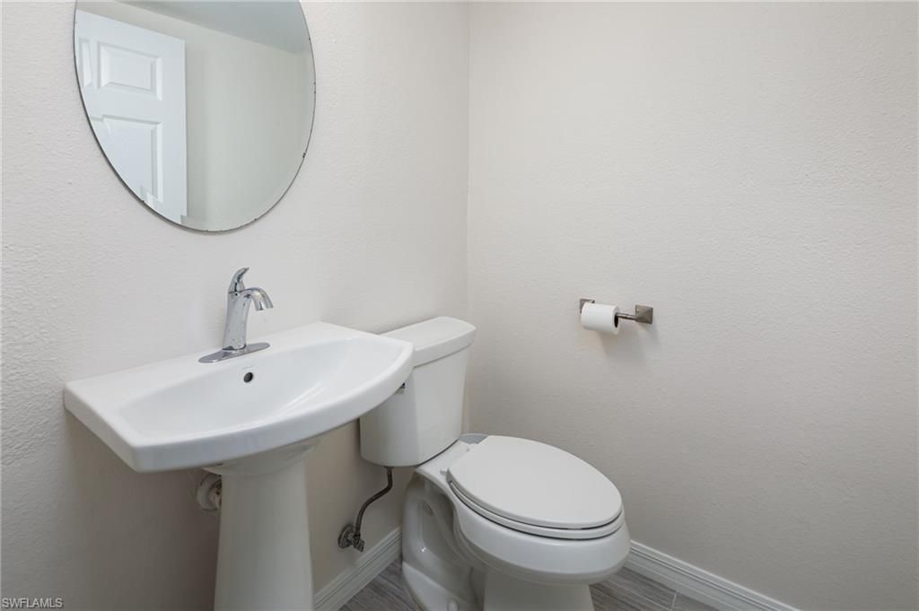 10475 Gulf Shore Dr , Unit 115, Naples, FL 34108 Photo