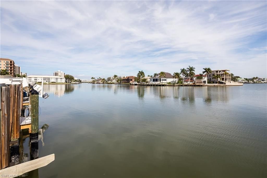 10475 Gulf Shore Dr , Unit 115, Naples, FL 34108 Photo