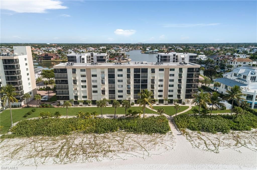 10475 Gulf Shore Dr , Unit 115, Naples, FL 34108 Photo