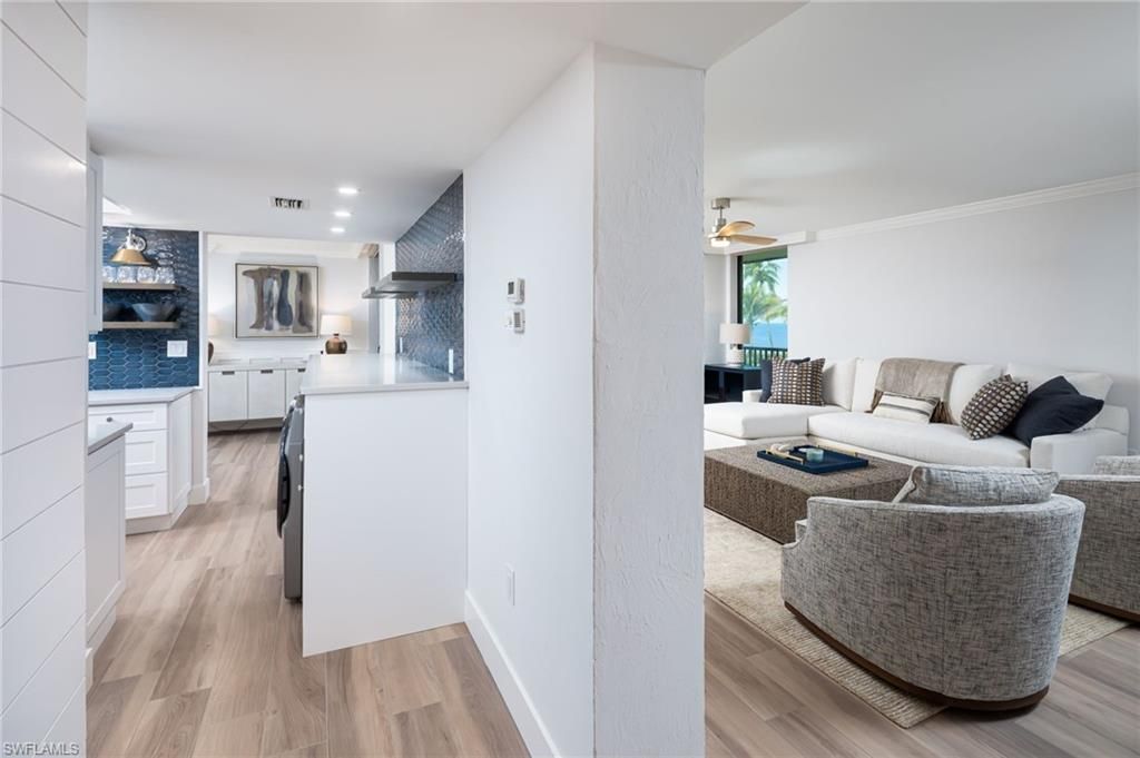 10475 Gulf Shore Dr , Unit 115, Naples, FL 34108 Photo