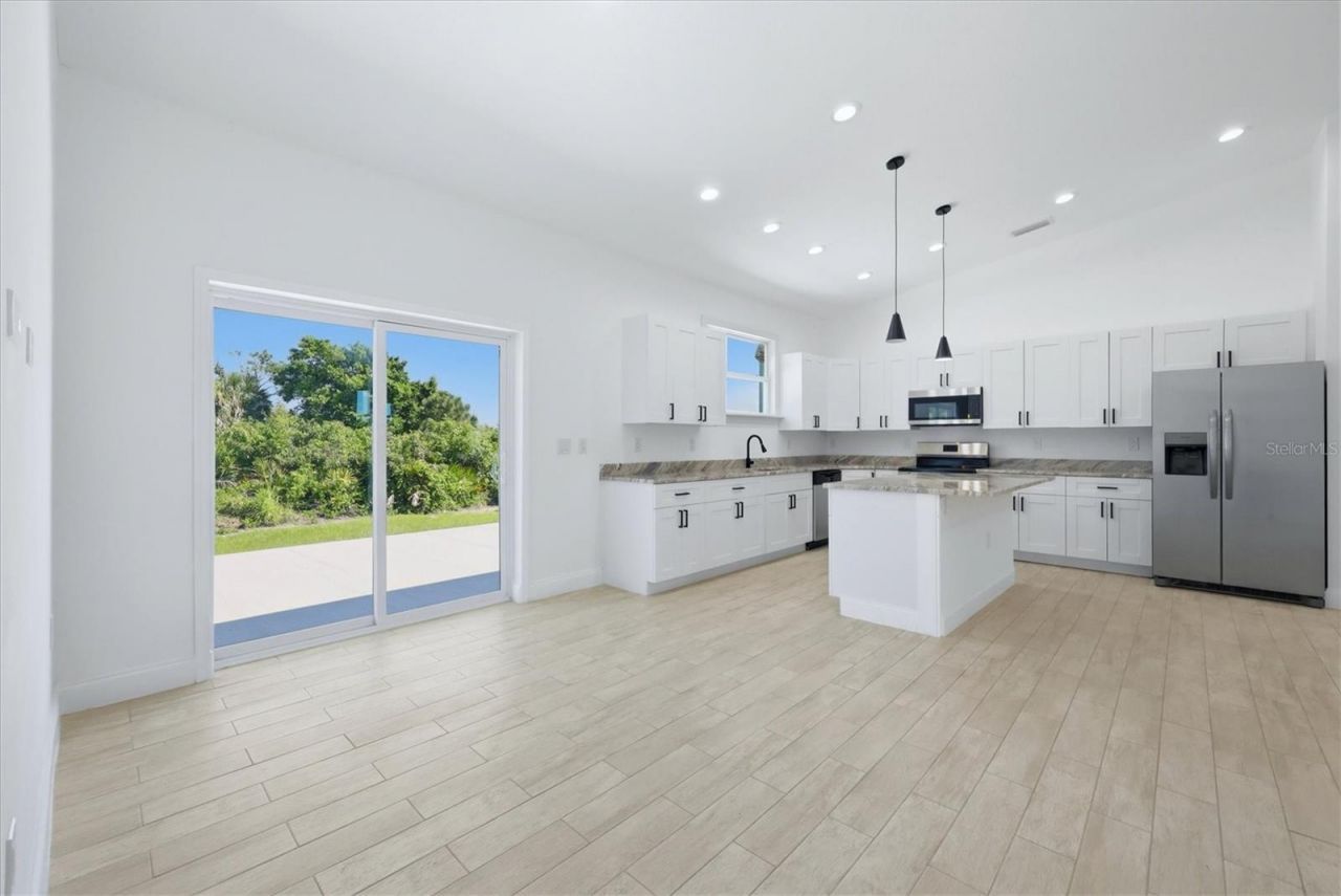 8 Bank Court , Placida, FL 33946 Photo
