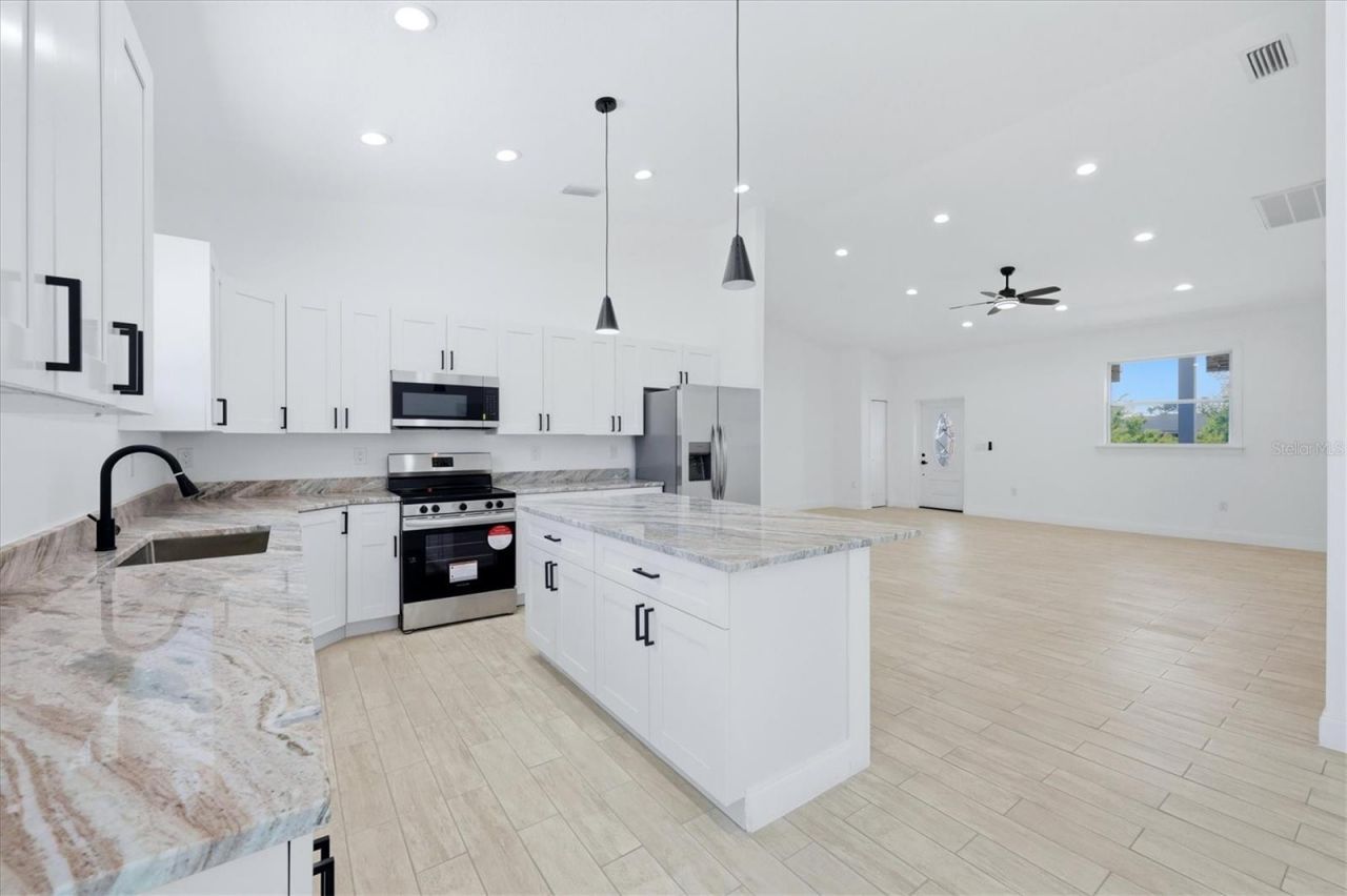 8 Bank Court , Placida, FL 33946 Photo