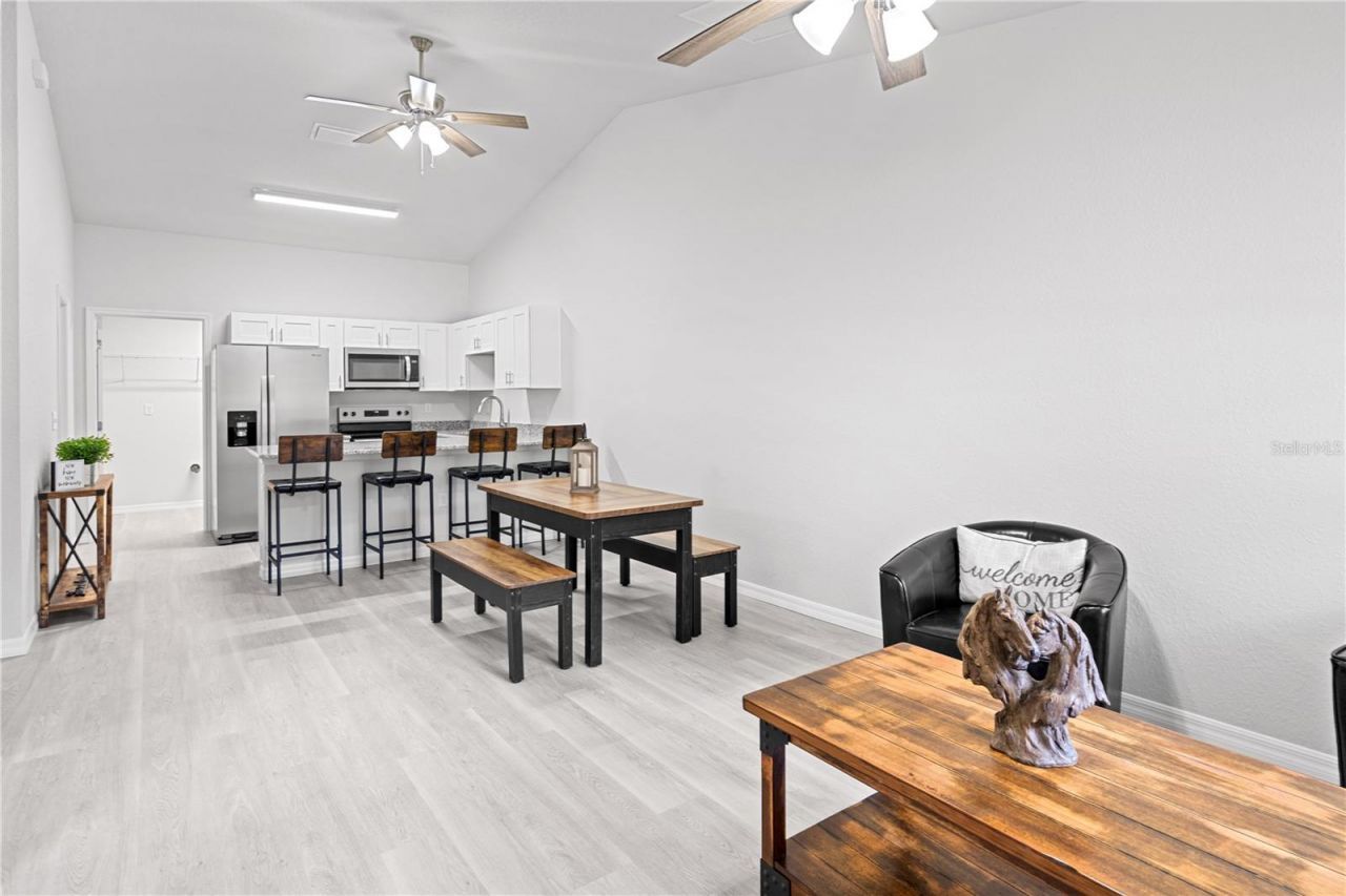 607 SE 4th Drive , Unit A & B, Williston, FL 32696 Photo