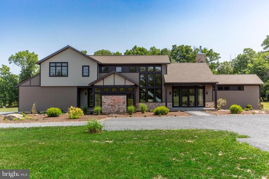 5823 RODGERS ROAD , PIPERSVILLE, PA 18947