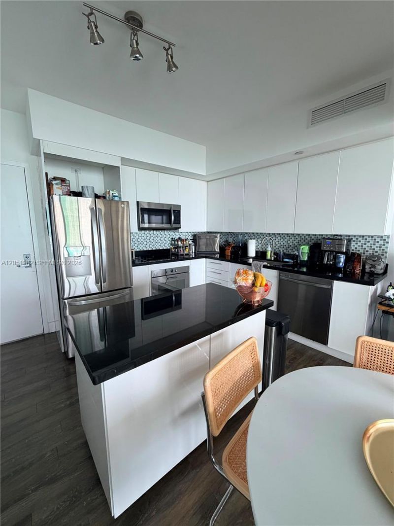 92 SW 3rd St , Unit 5012, Miami, FL 33130 Photo