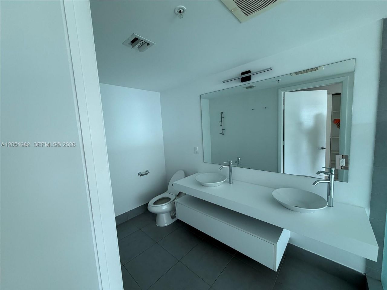 92 SW 3rd St, Unit 5012, Miami, FL 33130 Photo