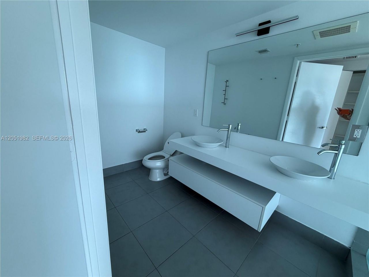 92 SW 3rd St, Unit 5012, Miami, FL 33130 Photo