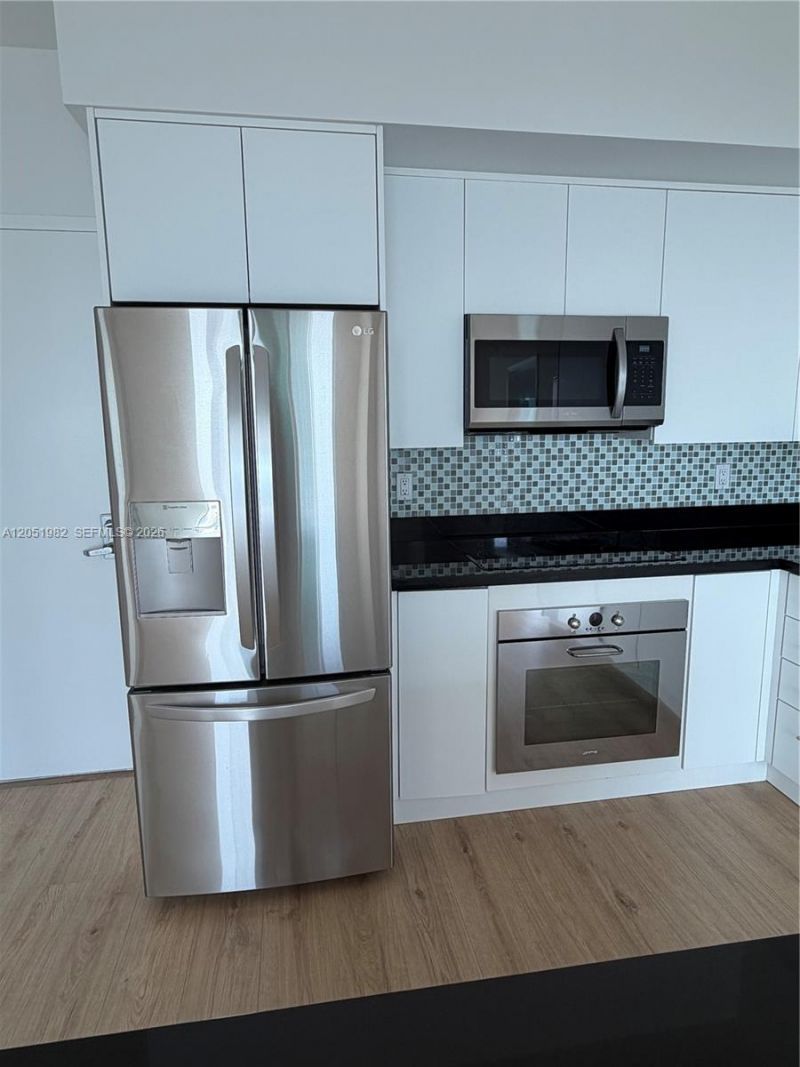 92 SW 3rd St, Unit 5012, Miami, FL 33130 Photo