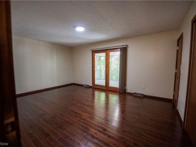 25429 Tyndall Falls Drive, Olmsted Falls, OH 44138 Photo 25