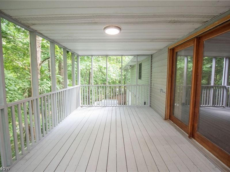 25429 Tyndall Falls Drive, Olmsted Falls, OH 44138 Photo 35