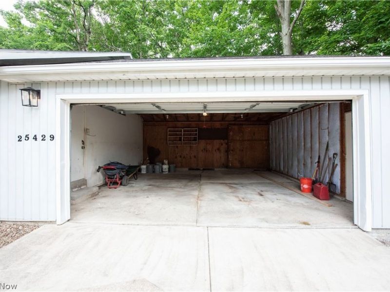 25429 Tyndall Falls Drive, Olmsted Falls, OH 44138 Photo 49