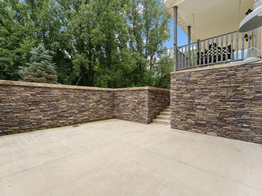Property Image 61