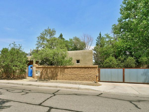 3200 San Isidro Street NW, Albuquerque, NM 87107