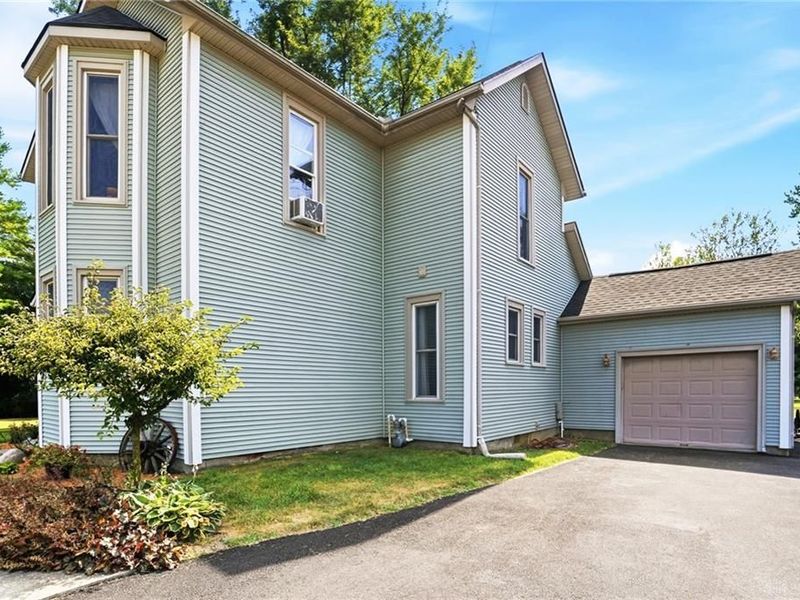 48 N Limestone Street, Jamestown, OH 45335 Photo 4