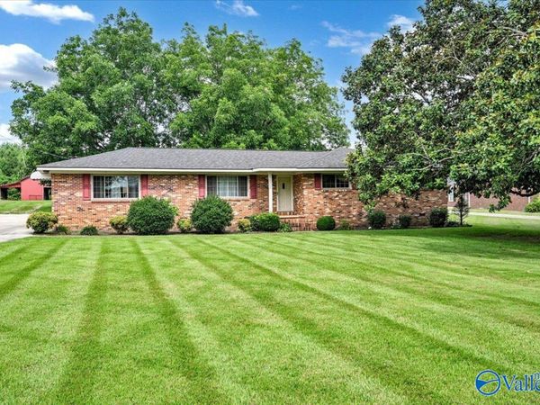 609 Bethel Road NE, Hartselle, AL 35640