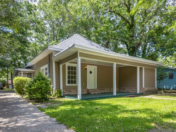 217 S 11th Ave., Hattiesburg, MS 39401