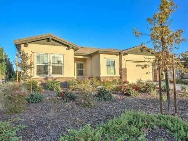 3 Calatabiano Pl, Sacramento, CA 95834
