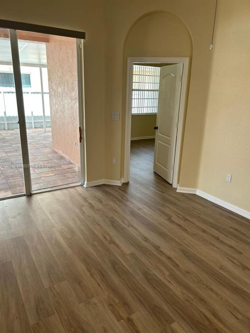 2210 NE 37th Rd , Homestead, FL 33033 Photo