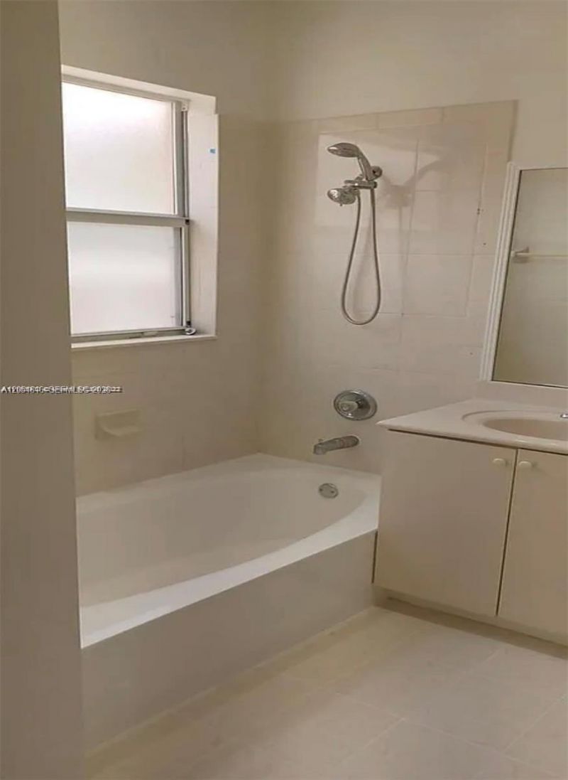 2210 NE 37th Rd , Homestead, FL 33033 Photo