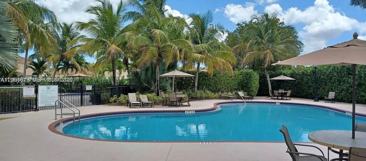 2210 NE 37th Rd , Homestead, FL 33033 Photo