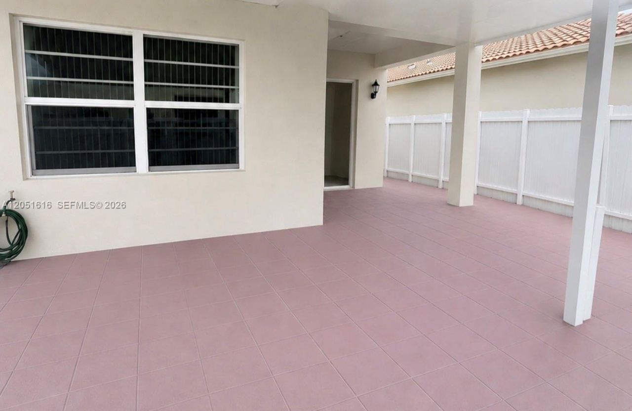2210 NE 37th Rd , Homestead, FL 33033 Photo