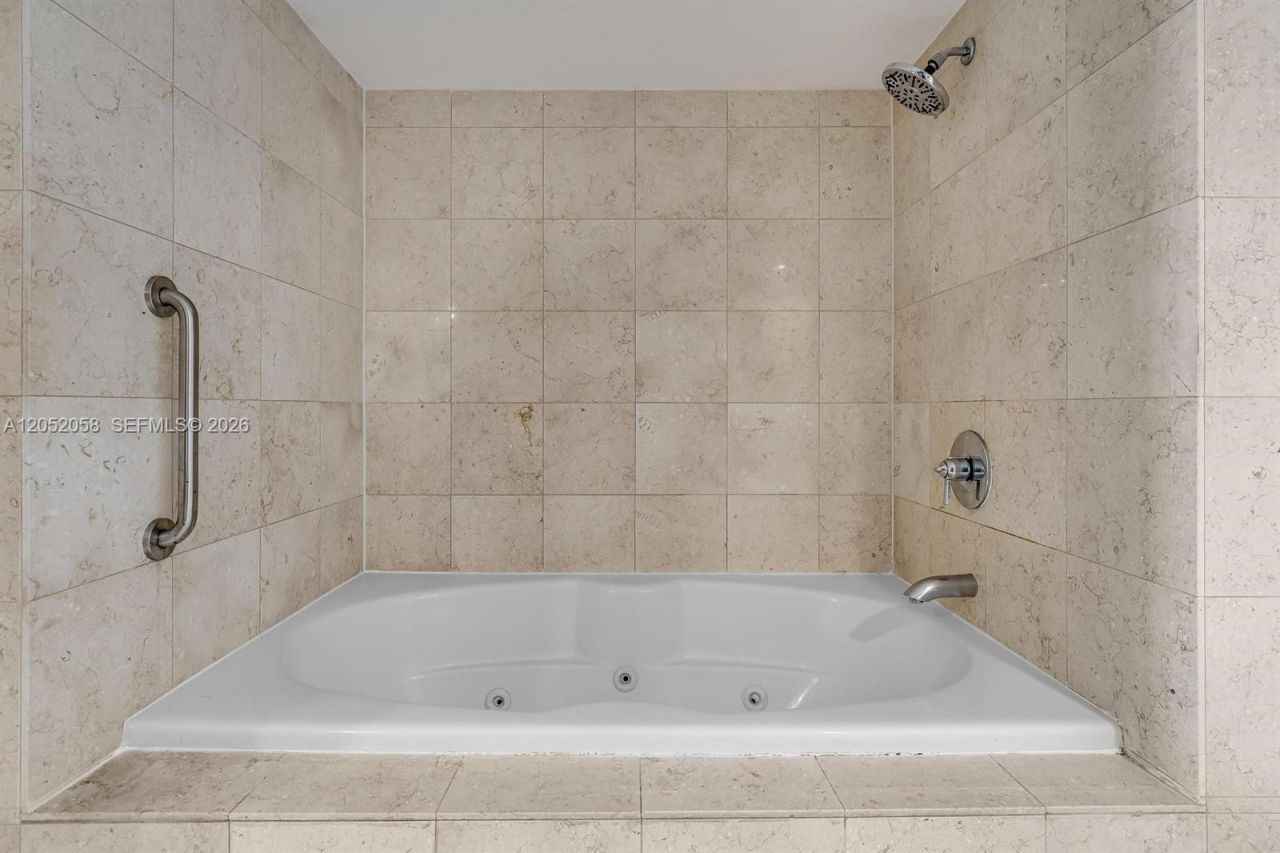 1800 S Ocean Dr , Unit 3109, Hallandale Beach, FL 33009 Photo