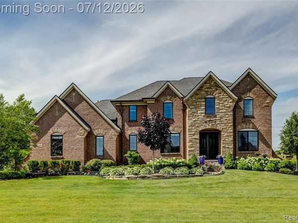 10486 Stoney Point Drive, Green Oak Twp, MI 48178
