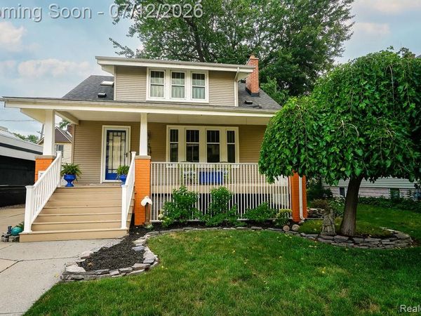 545 Eureka Road, Wyandotte, MI 48192