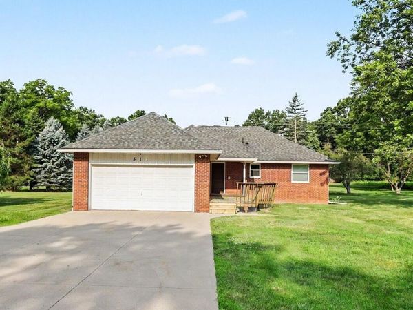 511 N Wagner Road, Ann Arbor, MI 48103