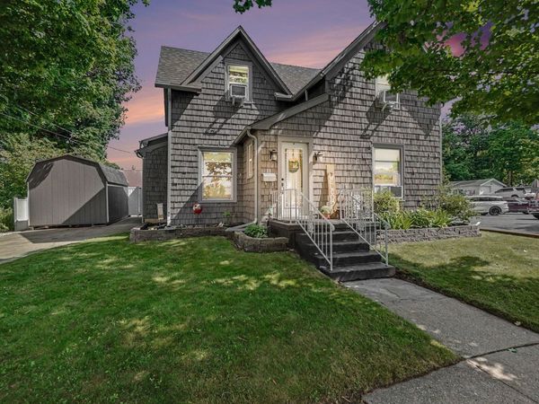 13 E Dayton Street, Fremont, MI 49412