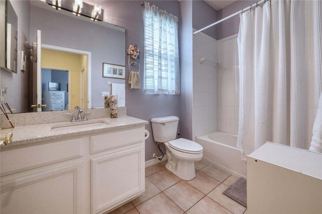 4019 Cascade Falls Drive, Sarasota, FL 34243 Photo