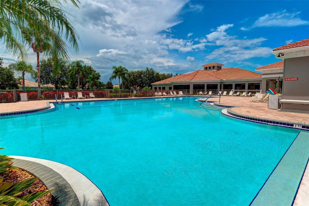 4019 Cascade Falls Drive, Sarasota, FL 34243 Photo
