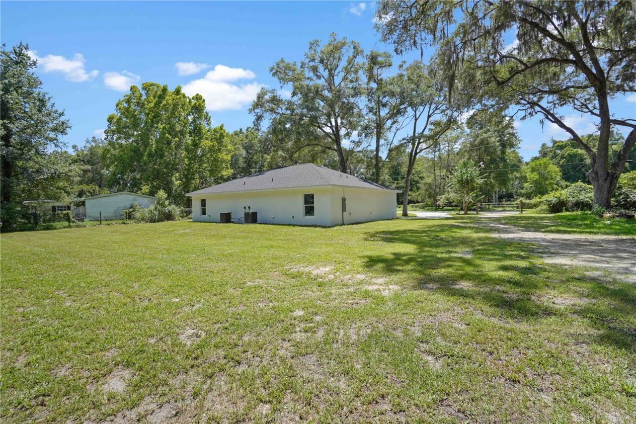 607 SE 4th Drive , Unit A, Williston, FL 32696 Photo