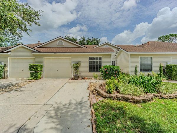 21542 CLUBSIDE LOOP , LUTZ, FL 33549