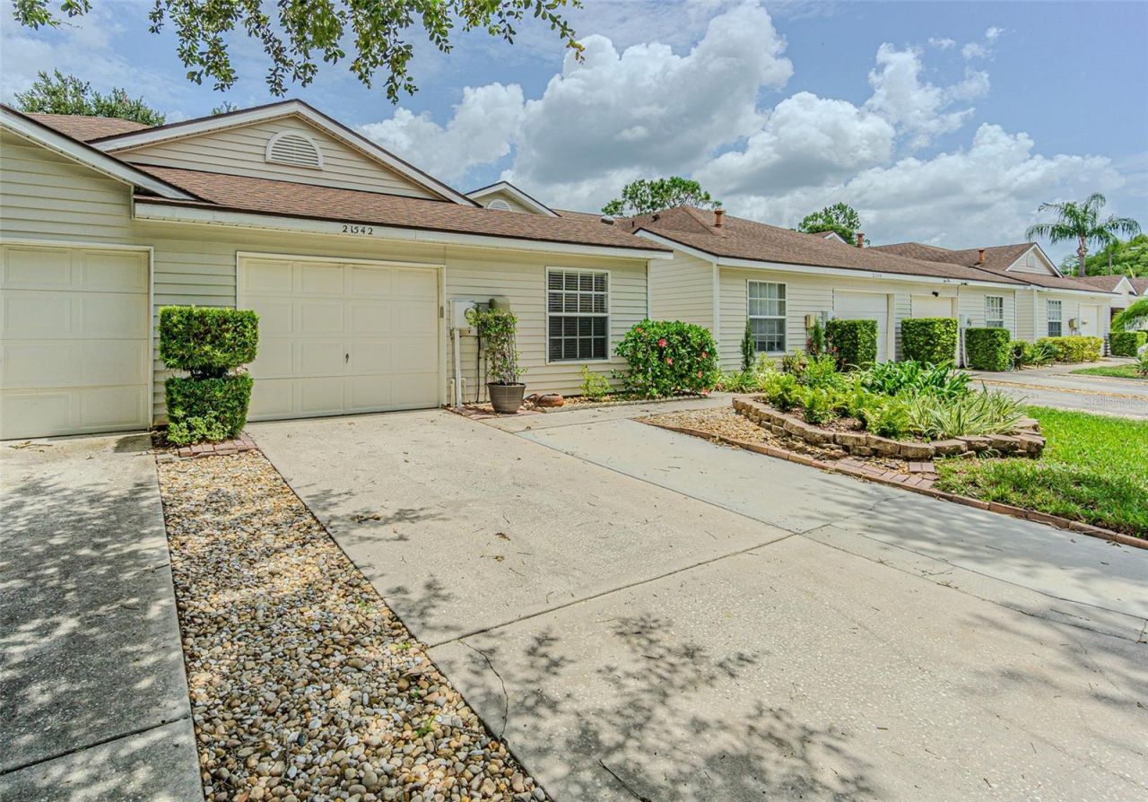 21542 Clubside Loop , Lutz, FL 33549 Photo