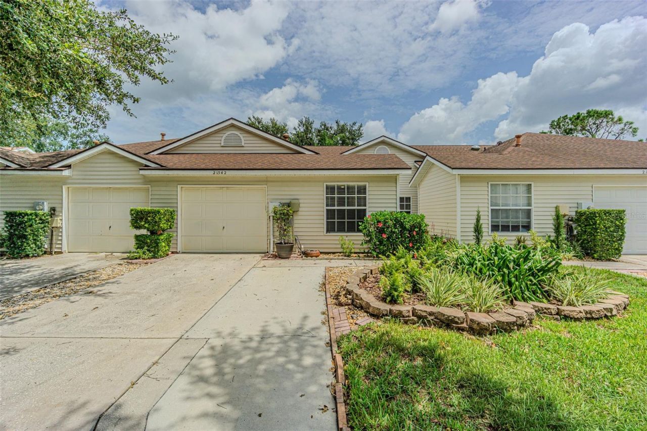 21542 Clubside Loop , Lutz, FL 33549 Photo