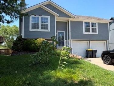 110 NW 114TH Terrace, Kansas City, MO 64155