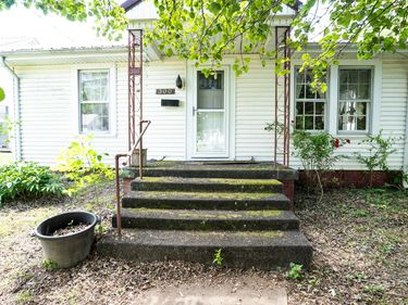 300 Dawson Road, Princeton, KY 42445