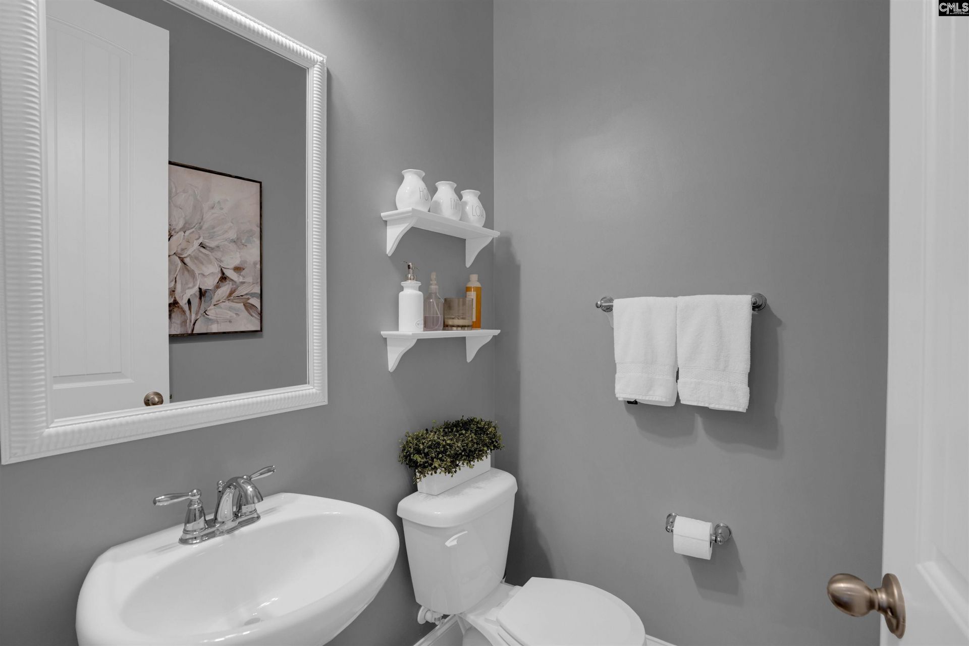 238 Hilton View Court Photo 16