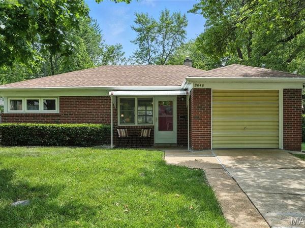 9040 Guthrie Avenue , St Louis, MO 63134