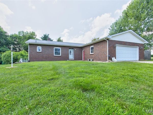14904 Sycamore Street, Grafton, IL 62037