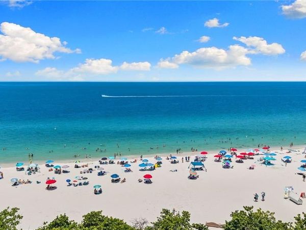 715 106th AVE N, NAPLES, FL 34108