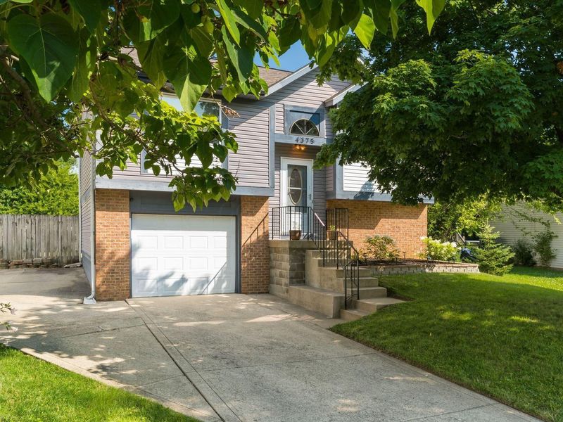 4375 Shirlene Drive, Grove City, OH 43123 Photo 1