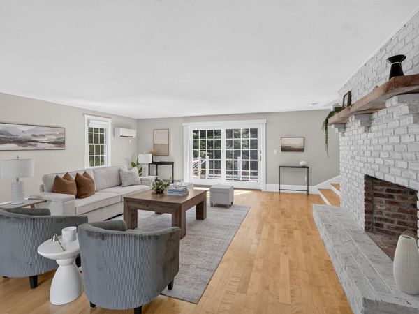 99 Stage Road, Hampstead, NH 03841