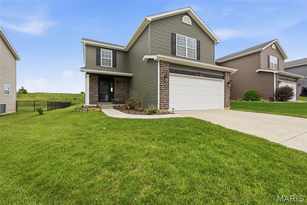 27518 Forest Ridge Drive , Warrenton, MO 63383 Main Photo
