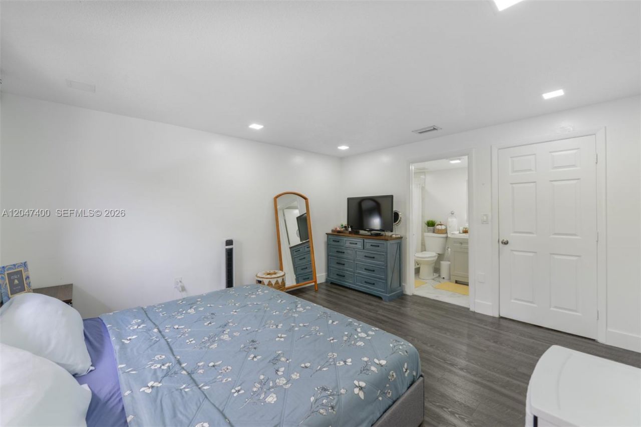 14901 SW 82nd Ter , Unit 1-205, Miami, FL 33193 Photo