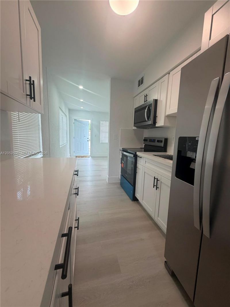 2002 NW 87th St , Miami, FL 33147 Photo