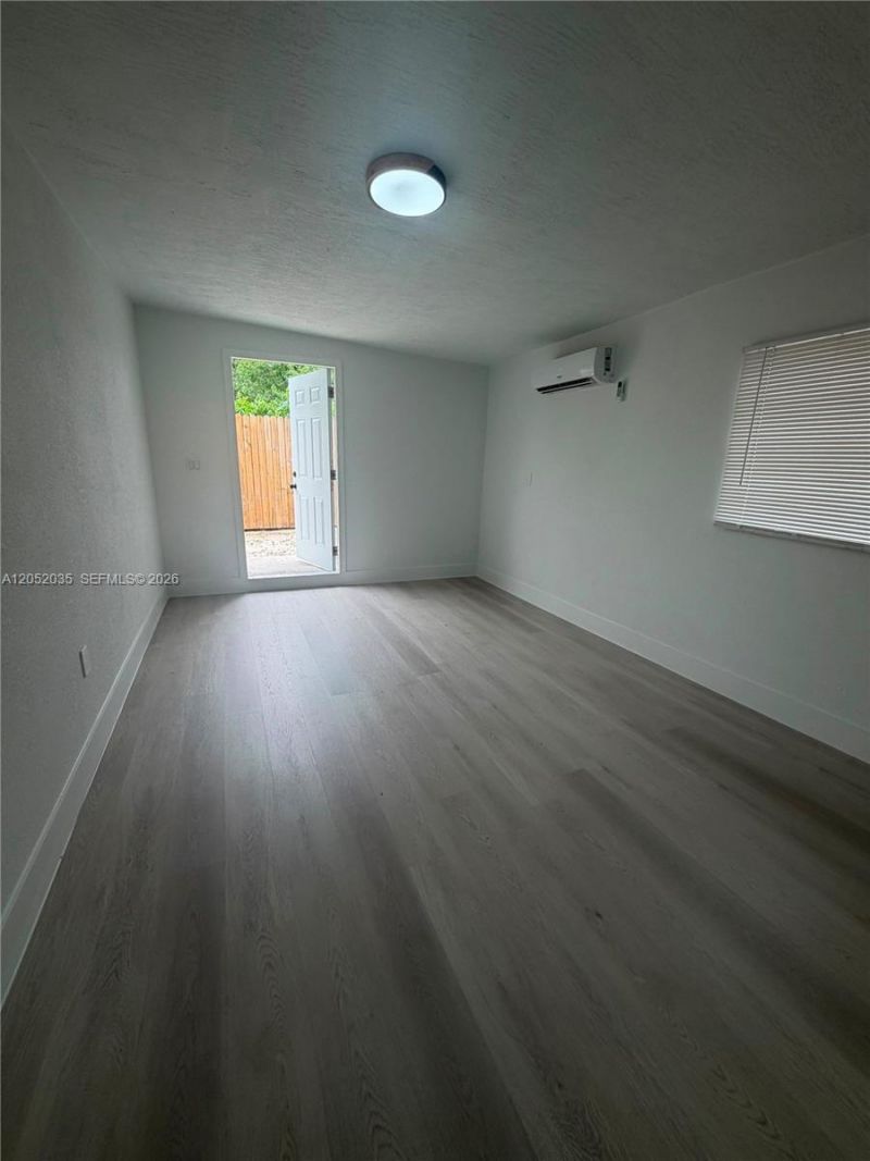 2002 NW 87th St , Miami, FL 33147 Photo