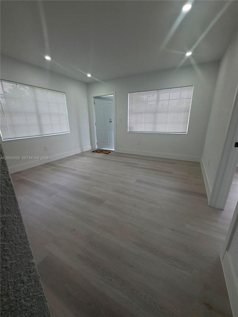 2002 NW 87th St , Miami, FL 33147 Photo